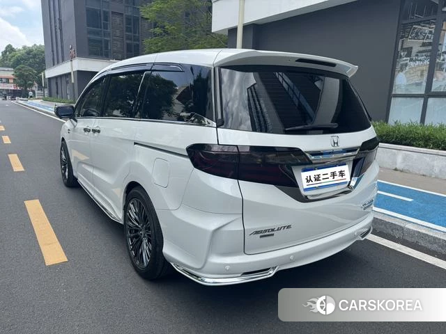 Honda Odyssey 2021 Белый из Китая