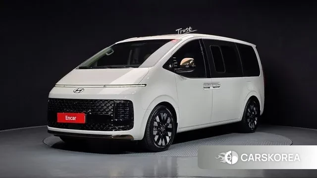 Hyundai Staria 2024 Белый из Кореи