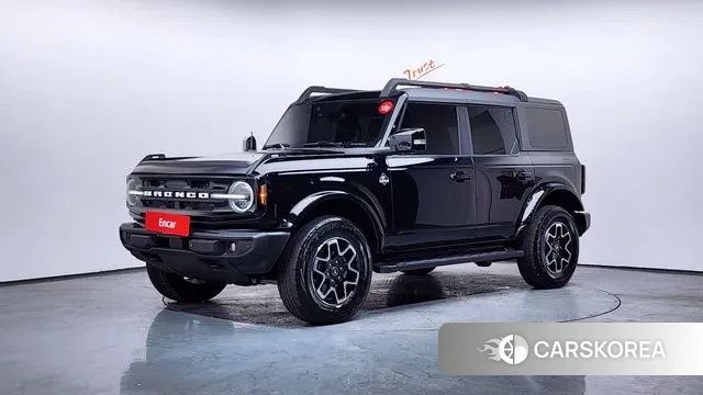 Ford Bronco 6th Generation 2023 Черный из Кореи
