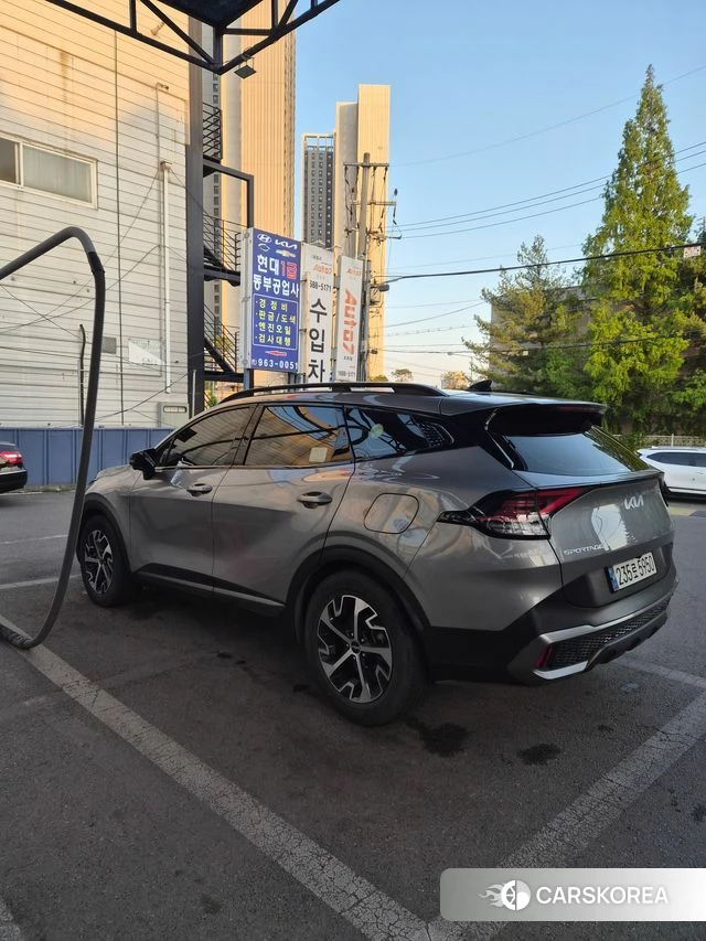 Kia Sportage 5th Generation Hybrid 2022 Серебристо-серый из Кореи
