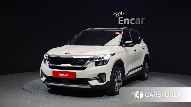 Kia Seltos 2021 Белый из Кореи