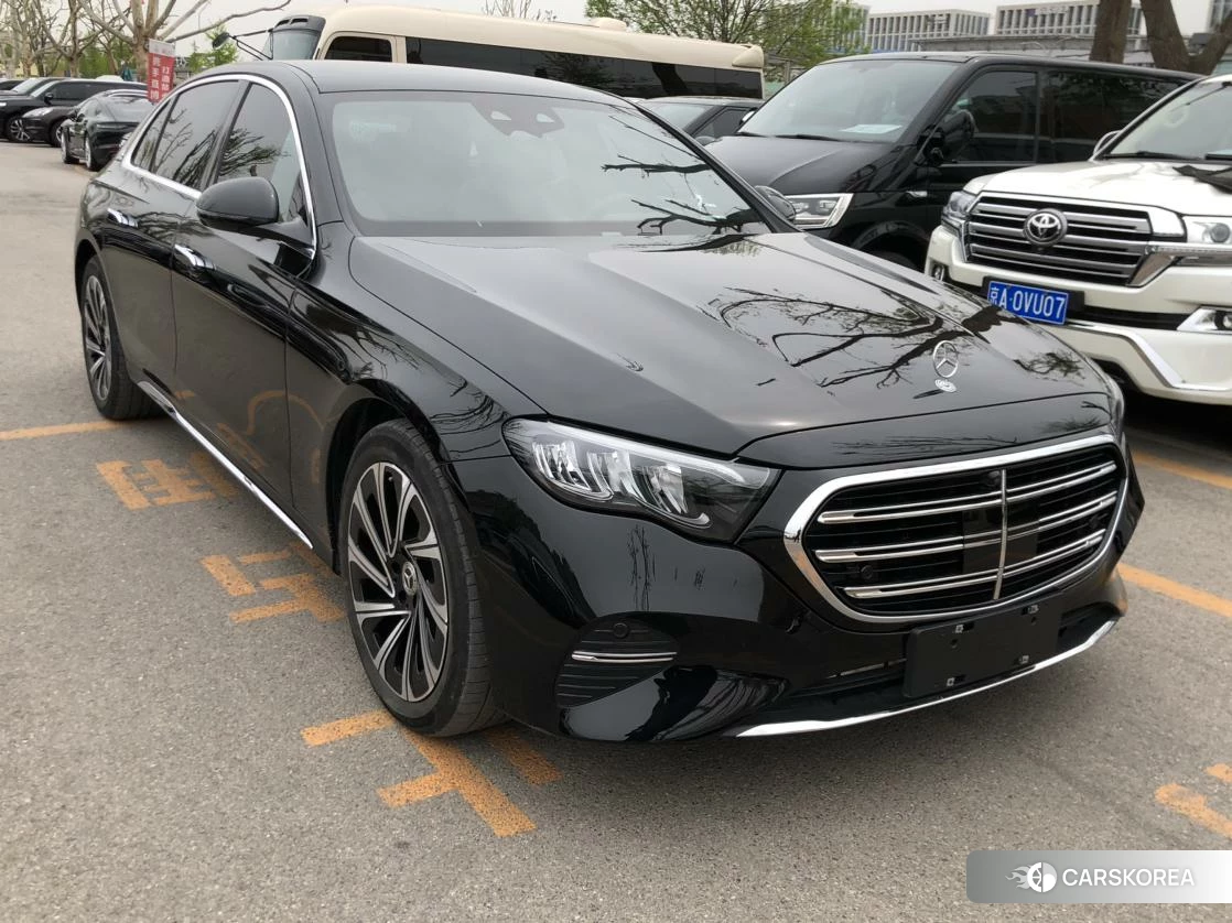 Mercedes-Benz E-class 2023 Черный из Китая