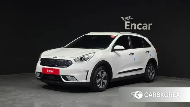 Kia Niro 2018 Белый из Кореи