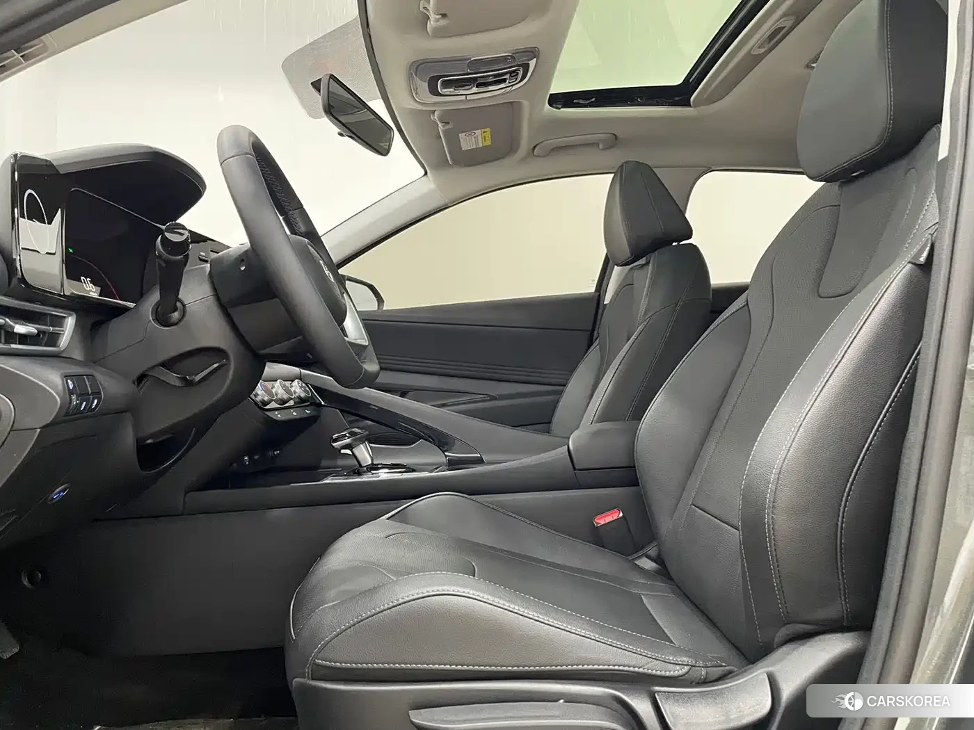 Hyundai Elantra 2024 Silver/gray из Китая