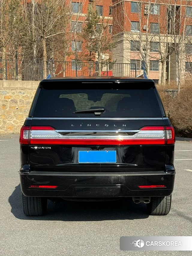 Lincoln Navigator 2019 Черный из Китая