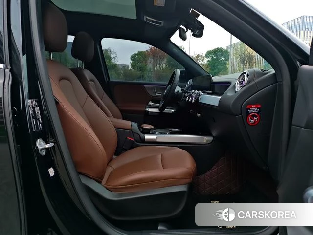 Mercedes-Benz GLB 2022 Черный из Китая