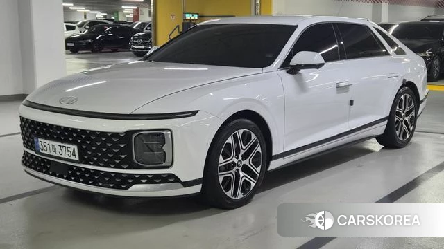 Hyundai Grandeur Hybrid (GN7) 2023 Белый из Кореи