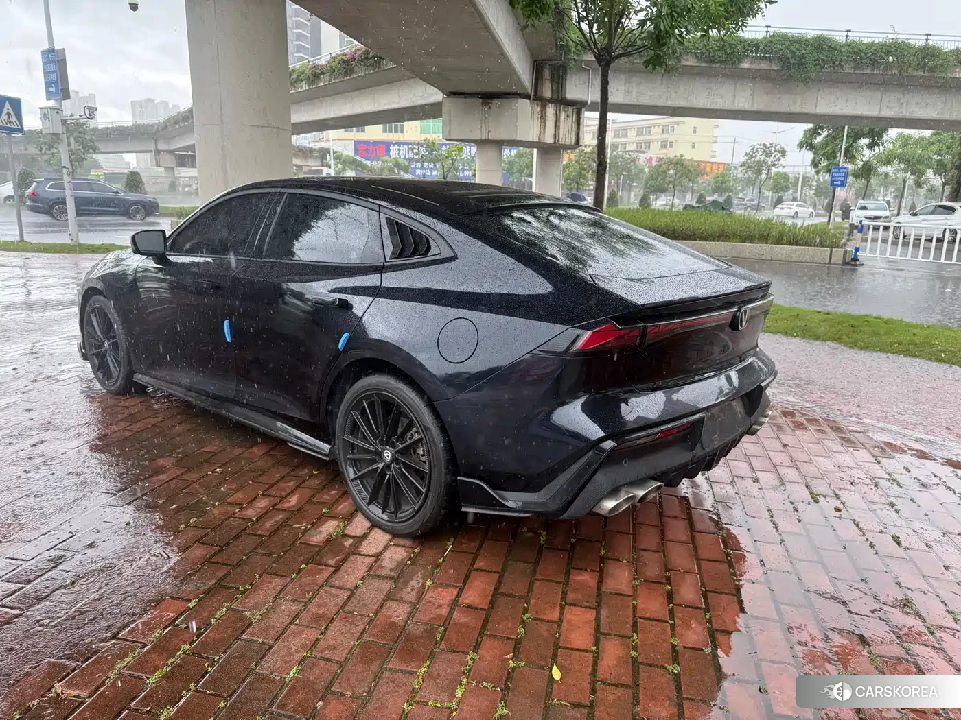 Chang'an Changan UNI-V 2023 Черный из Китая