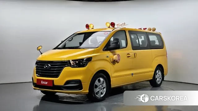 Hyundai The New Grand Starex 2019 Желтый из Кореи