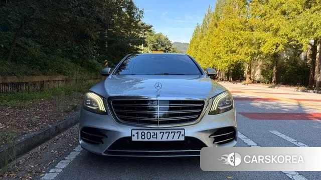 Mercedes-Benz S-Class W222 2018 Серебристо-серый из Кореи