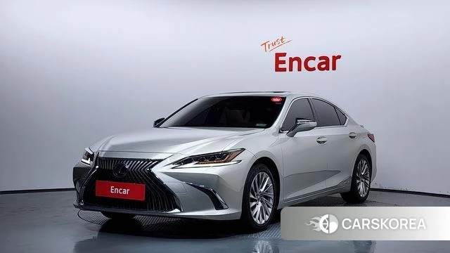 Lexus ES300h 7th generation 2019 Песочный из Кореи