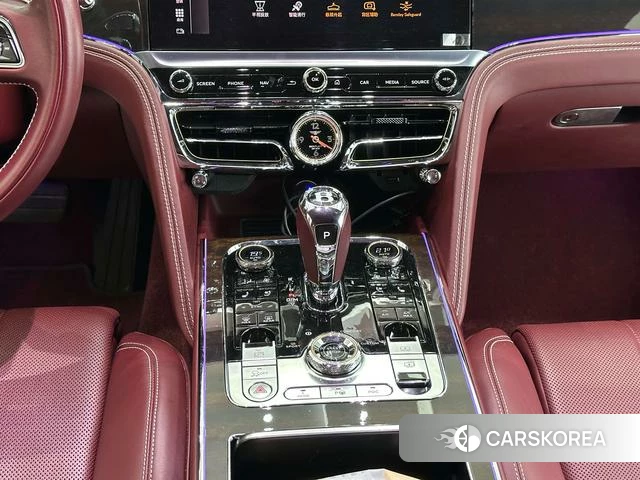 Bentley Flying Spur PHEV 2023 Белый из Китая
