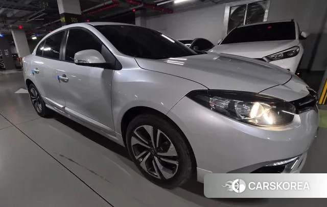 Renault Korea (Samsung) SM3 Neo 2018 Жемчужный цвет из Кореи