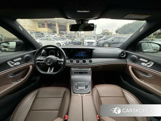 Mercedes-Benz E-class 2023 Черный из Китая