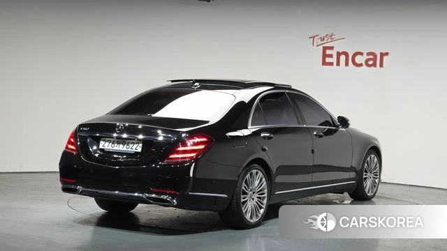 Mercedes-Benz S-Class W222 2019 Черный из Кореи