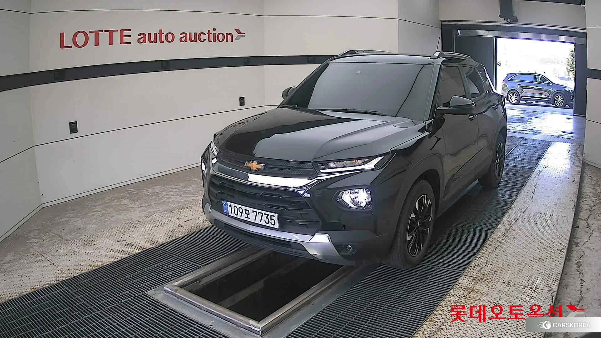 Korea G M TrailBlazer 1.35 Turbo FWD 2022 Черный из Кореи