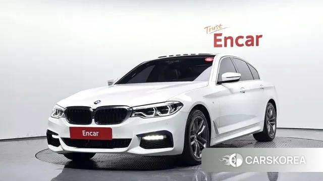 BMW 5 Series (G30) 2018 Белый из Кореи