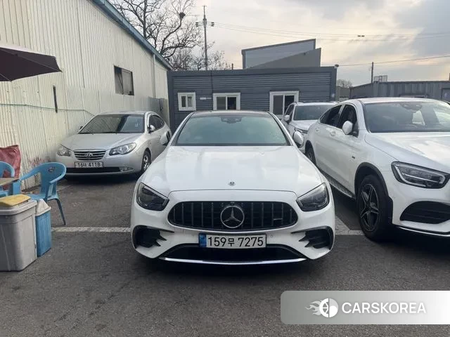 Mercedes-Benz E-Class W213 2021 Белый из Кореи