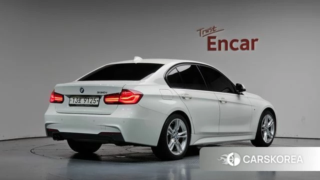 BMW 3 Series (F30) 2018 Белый из Кореи