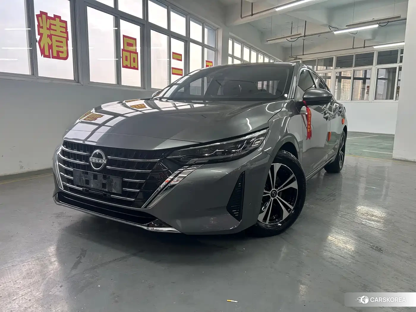 Nissan Sylphy 2024 Silver/gray из Китая