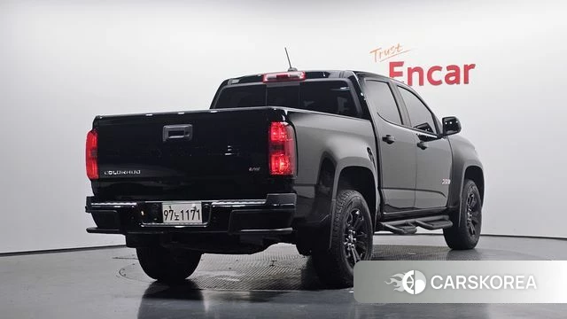 Chevrolet (GM Daewoo) Real New Colorado 2022 Черный из Кореи
