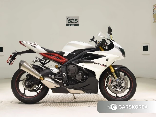 Triumph DAYTONA 675R 2014 из Японии, фото 3