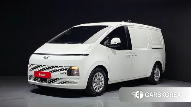 Hyundai Staria 2023 Белый из Кореи