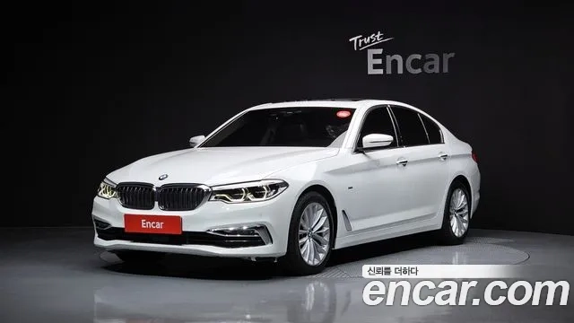 BMW 5 Series (G30) 2018 Белый из Кореи