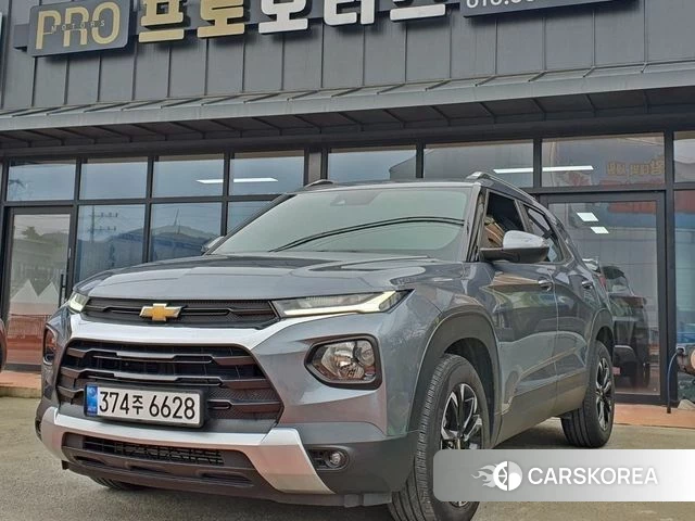 Chevrolet (GM Daewoo) Trailblazer 2020 Серый из Кореи