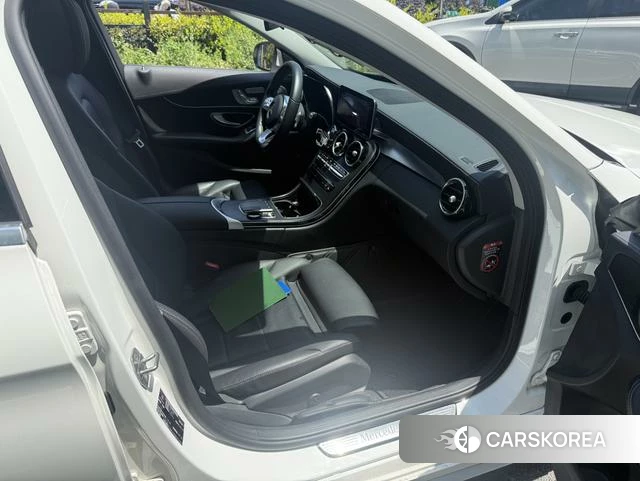 Mercedes-Benz Class C 2021 Белый из Китая