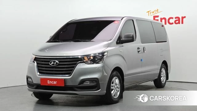 Hyundai The New Grand Starex 2021 Серебристо-серый из Кореи