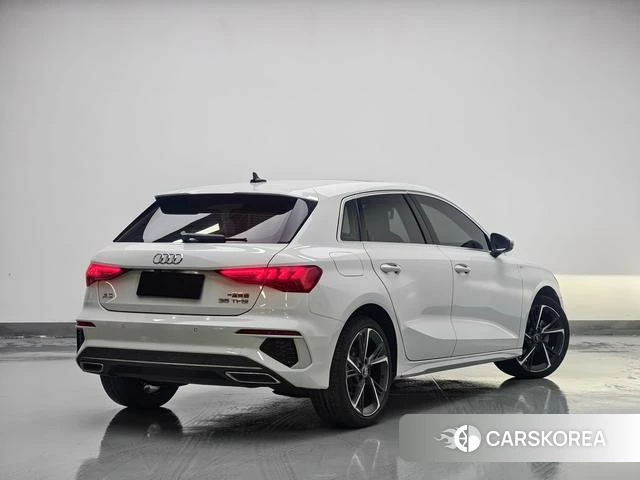 Audi A3 2022 Белый из Китая