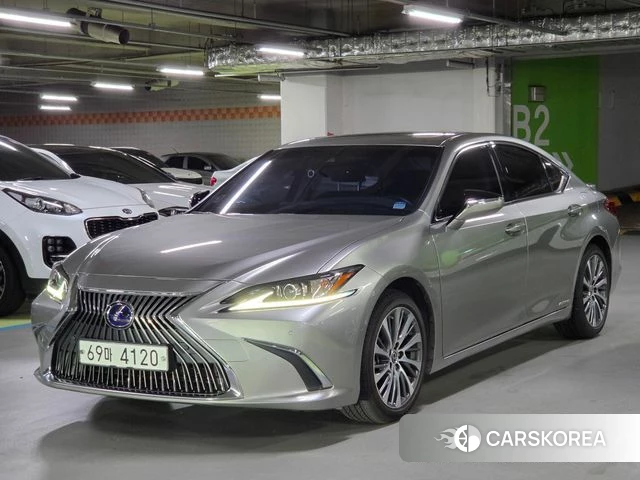 Lexus ES300h 7th generation 2018 Серый из Кореи
