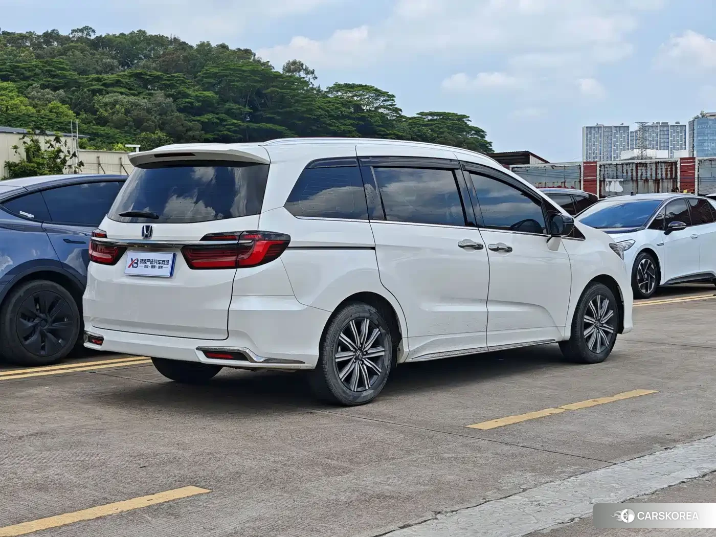 Honda Odyssey 2024 Белый из Китая, фото 2