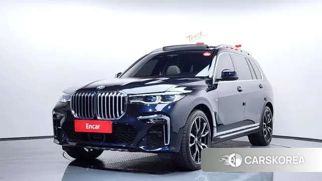 BMW X7 (G07) 2022 Черный из Кореи