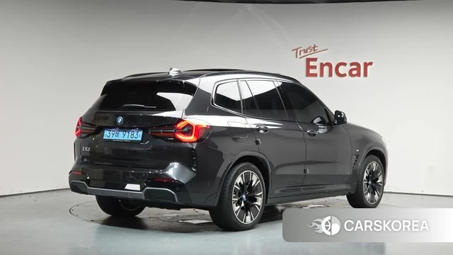 BMW iX3 2022 Черный из Кореи