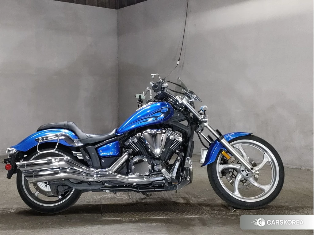 Проданный Yamaha XVS 1300 CA STRYKER 2012 из Японии, фото 2