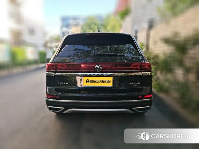 Volkswagen Tourang 2021 Черный из Китая