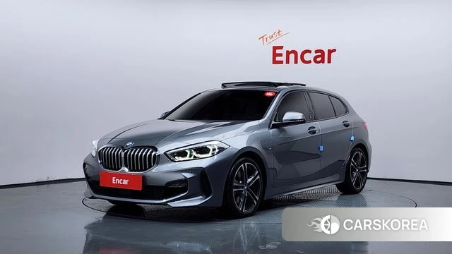 BMW 1 Series (F40) 2024 Серебристо-серый из Кореи