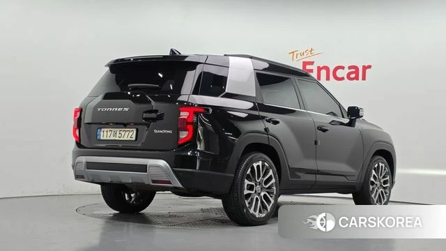 Ssangyong Torres 2023 Черный из Кореи