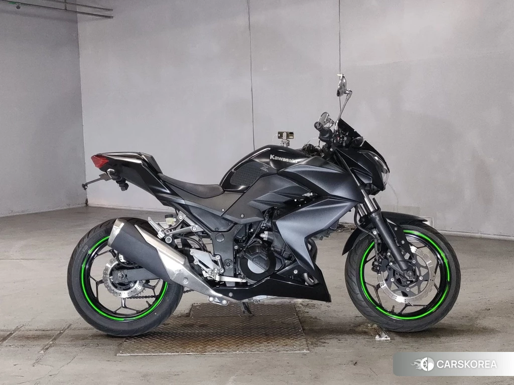 Проданный Kawasaki Z250 2014 из Японии, фото 2