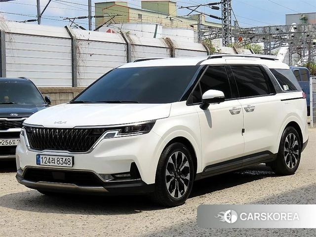 Kia Carnival 4th generation 2023 Белый из Кореи