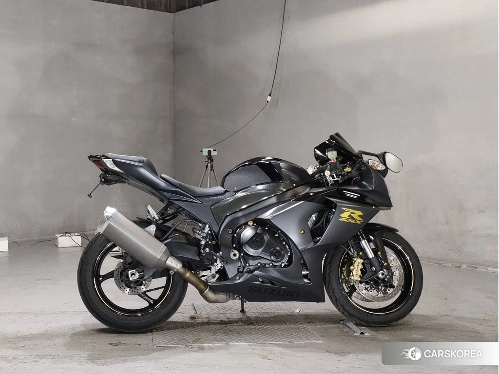Проданный Suzuki GSX-R1000 2014 из Японии, фото 2