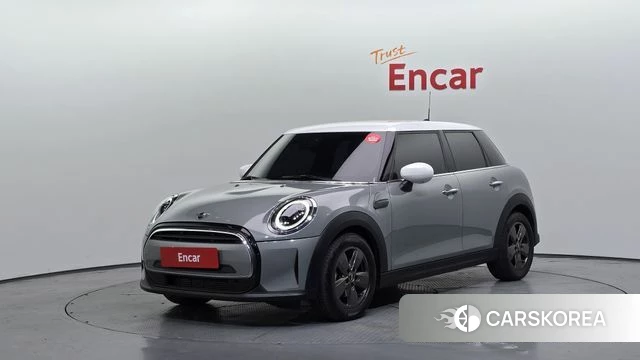 Mini Cooper 2022 Серебристо-серый из Кореи