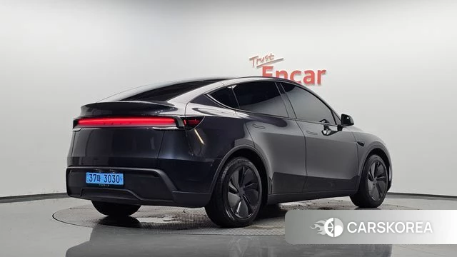 Tesla Model Y 2025 Серый из Кореи