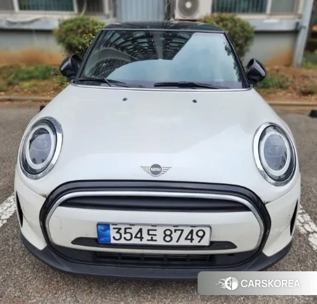 Mini Cooper 2023 Белый из Кореи