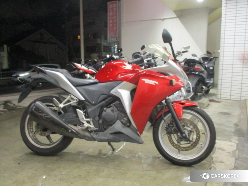 Проданный Honda CBR250R 2011 из Японии