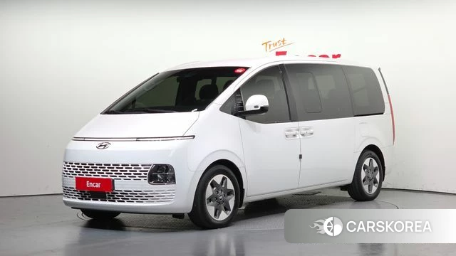 Hyundai Staria 2022 Белый из Кореи