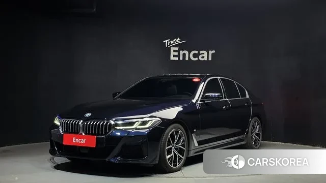 BMW 5 Series (G30) 2022 Черный из Кореи