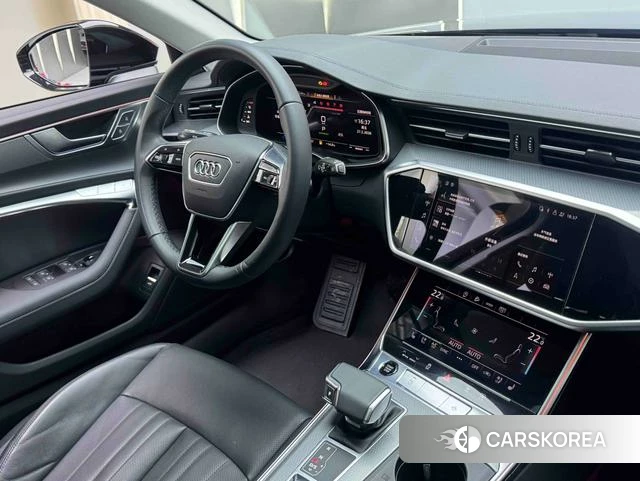 Audi A6 (import) 2024 Черный из Китая